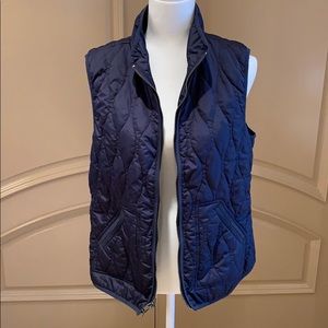 Old Navy Women's Navy Quilted Vest Lightweight EUC